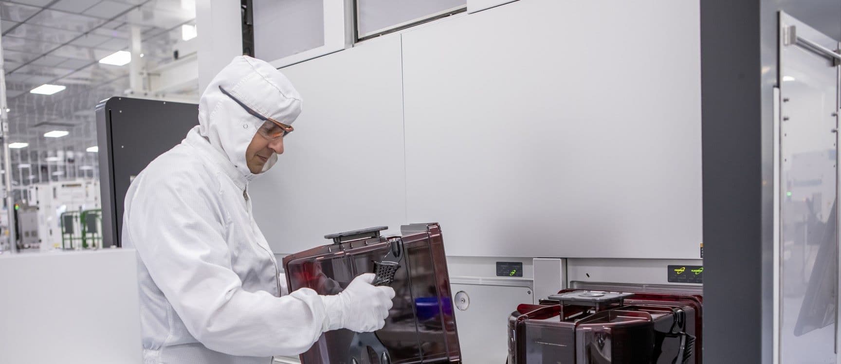 Unlocking the future of compute systems with the NanoIC pilot line